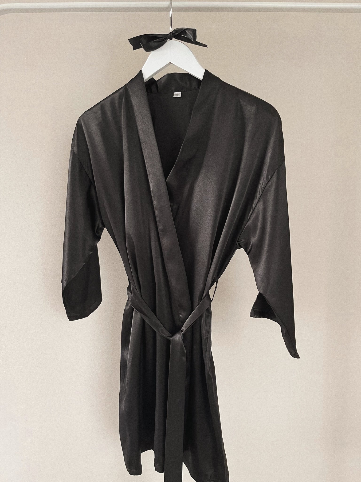 Entle Se Robe Endless Love Robe in Black – Hidden Isle Intimates
