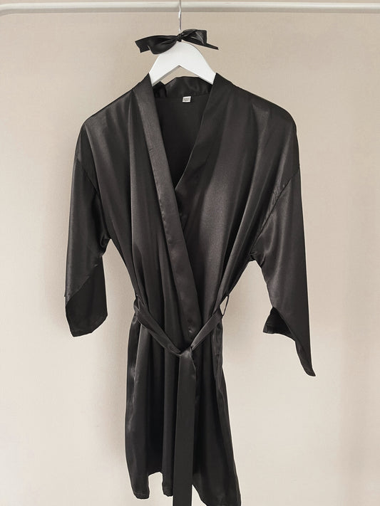 Endless Love Robe in Black