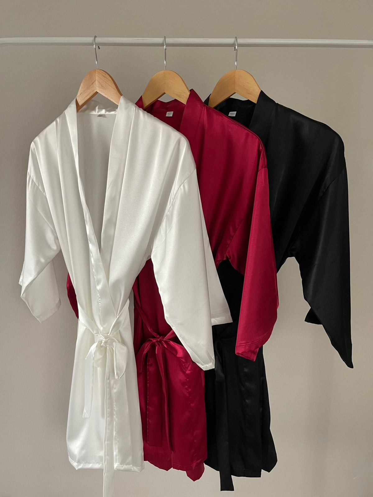 Entle Se Robe Endless Love Robe in Black – Hidden Isle Intimates